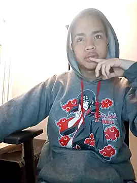 AlecLightwood  online show from September 21, 2025, 6:18 am