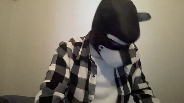 Snapshot of takkkboy1 chatting on January 12, 2025, 2:35 am takkkboy1 online show from January 12, 2025, 2:35 am