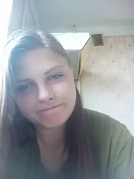 Lauren Amabel online show from June 10, 2026, 9:21 am