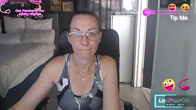 Snapshot of boeslaboes1 chatting on April 3, 2026, 5:14 am boeslaboes1 online show from April 3, 2026, 5:14 am