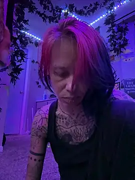 trashbrat online show from May 31, 2026, 5:35 am
