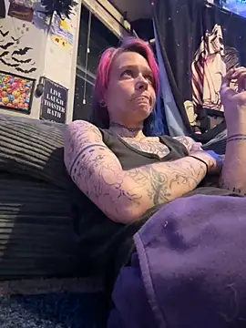 trashbrat online show from June 11, 2026, 8:22 am