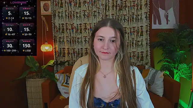 Snapshot of Katty_Bacchus chatting on March 21, 2025, 9:01 pm Katty Bacchus online show from March 21, 2025, 9:01 pm