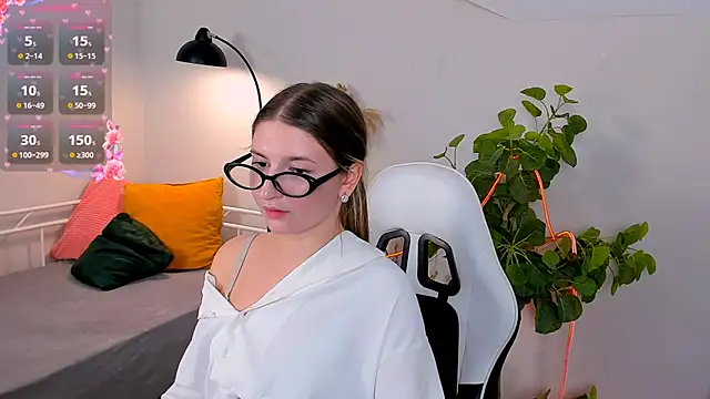 Snapshot of Katty_Bacchus chatting on February 5, 2025, 3:42 pm Katty Bacchus online show from February 5, 2025, 3:42 pm