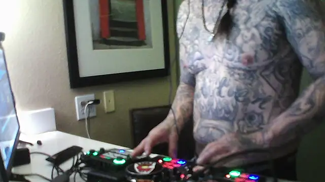 Snapshot of justthetip4209 chatting on March 12, 2025, 9:12 am justthetip4209 online show from March 12, 2025, 9:12 am