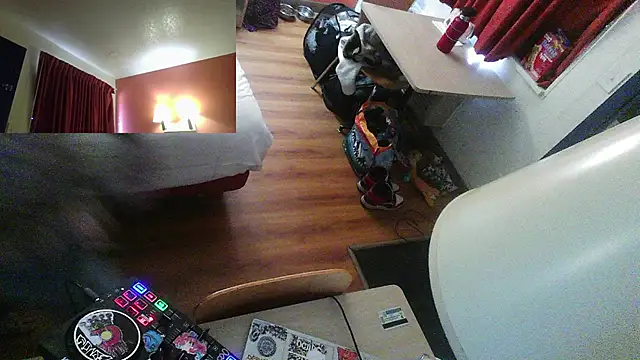 Snapshot of justthetip4209 chatting on March 4, 2025, 3:37 pm justthetip4209 online show from March 4, 2025, 3:37 pm