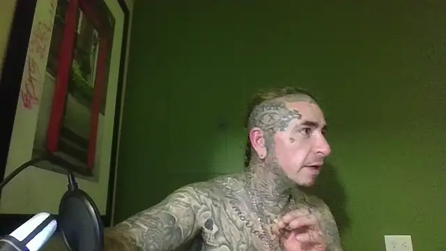 Snapshot of justthetip4209 chatting on March 18, 2025, 2:40 am justthetip4209 online show from March 18, 2025, 2:40 am