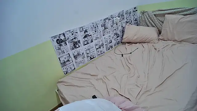 ashleyXthaur  online show from February 10, 2025, 9:58 pm