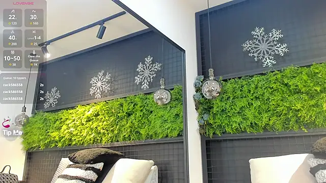 Snapshot of Blue_Angell chatting on March 9, 2025, 2:39 am Blue Angell online show from March 9, 2025, 2:39 am