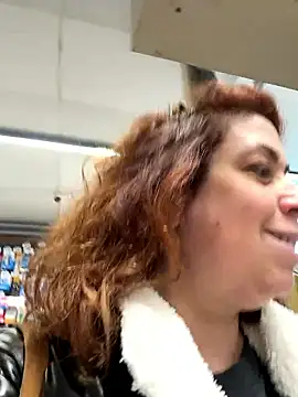 Snapshot of sweetinside_ chatting on January 13, 2026, 10:08 am sweetinside online show from January 13, 2026, 10:08 am