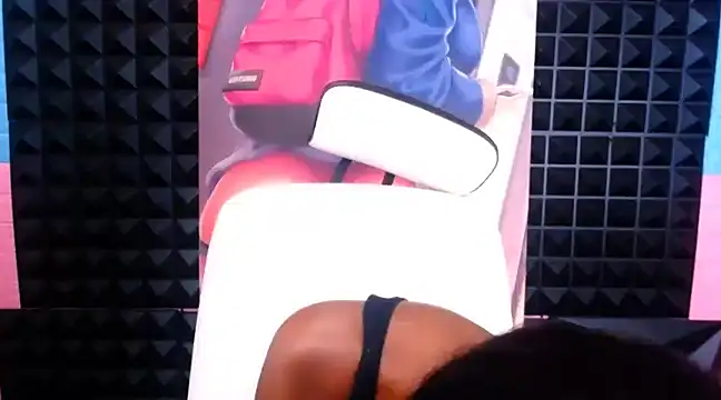 Snapshot of Ebonydivaxxx chatting on February 13, 2025, 10:12 am Ebonydivaxxx online show from February 13, 2025, 10:12 am