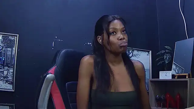 Snapshot of Ebonydivaxxx chatting on September 25, 2025, 7:36 am Ebonydivaxxx online show from September 25, 2025, 7:36 am