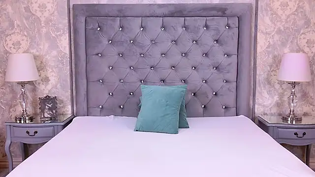 Snapshot of LexiRiley chatting on January 15, 2026, 6:17 am LexiRiley online show from January 15, 2026, 6:17 am