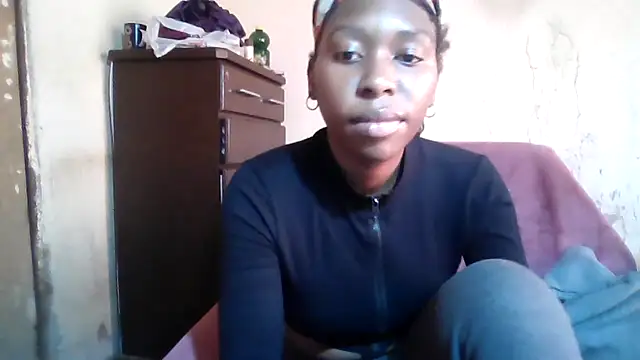 Hotdaily04 online show from September 21, 2025, 7:57 am