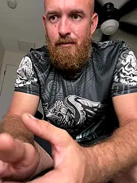 32XRedBeard online show from October 10, 2025, 1:17 am