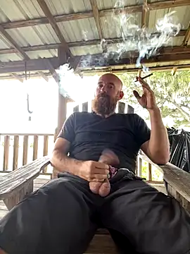 32XRedBeard online show from November 16, 2025, 6:23 pm