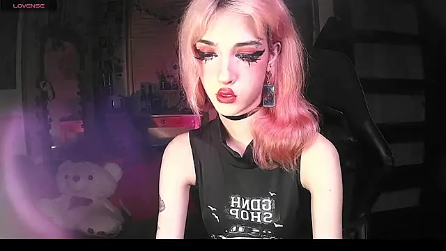 Ink  pleasure online show from September 20, 2025, 11:54 pm