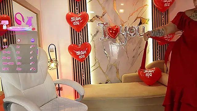 Emma Walkerr  online show from February 14, 2026, 7:03 pm