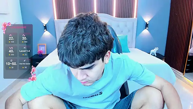 Snapshot of Tommy18__ chatting on July 10, 2026, 3:17 am Tommy18 online show from July 10, 2026, 3:17 am