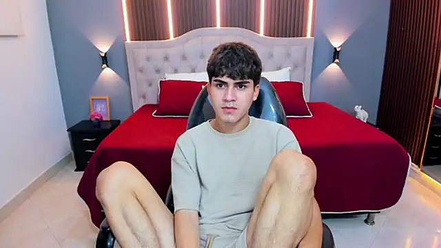 Tommy18   online show from May 27, 2026, 3:25 am