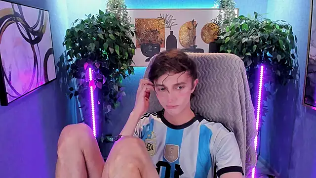 John Weasley online show from November 28, 2025, 8:09 pm