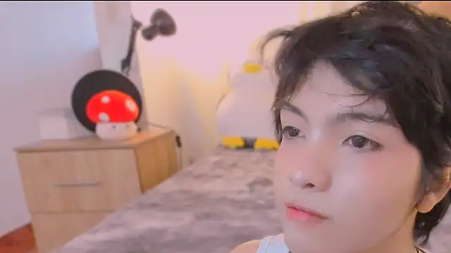 Snapshot of AllanYong18 chatting on March 12, 2026, 2:54 pm AllanYong18 online show from March 12, 2026, 2:54 pm