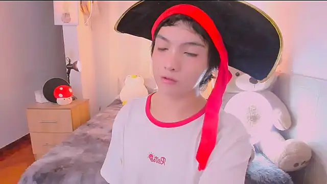 Snapshot of AllanYong18 chatting on April 3, 2026, 5:14 am AllanYong18 online show from April 3, 2026, 5:14 am