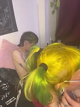 Snapshot of NubeZea chatting on February 12, 2026, 3:39 am NubeZea online show from February 12, 2026, 3:39 am