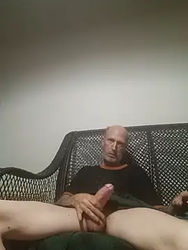 filthymind619 online show from May 17, 2026, 10:21 pm