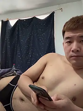 Snapshot of zxb757369 chatting on February 11, 2025, 7:33 am zxb757369 online show from February 11, 2025, 7:33 am