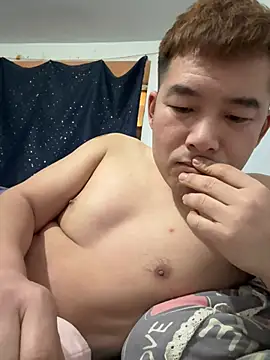 Snapshot of zxb757369 chatting on February 6, 2025, 2:26 pm zxb757369 online show from February 6, 2025, 2:26 pm