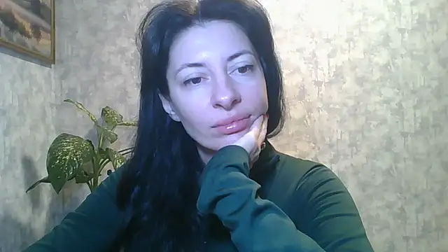 Snapshot of LissaBlossom chatting on November 4, 2025, 4:49 am LissaBlossom online show from November 4, 2025, 4:49 am