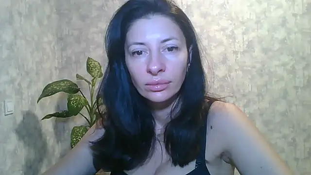Snapshot of LissaBlossom chatting on September 9, 2025, 4:11 am LissaBlossom online show from September 9, 2025, 4:11 am