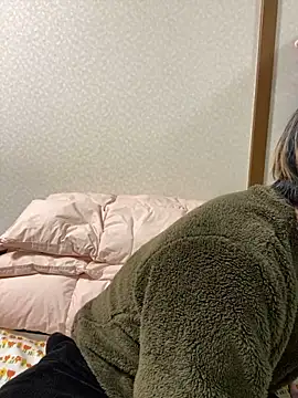 Snapshot of K0718 chatting on February 7, 2025, 11:34 am K0718 online show from February 7, 2025, 11:34 am