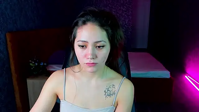 Snapshot of Bellalovesss chatting on January 17, 2025, 11:59 am Bellalovesss online show from January 17, 2025, 11:59 am