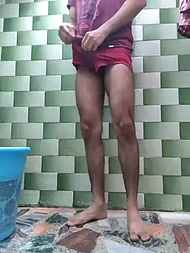 TOPMOON001 online show from October 30, 2025, 5:28 am