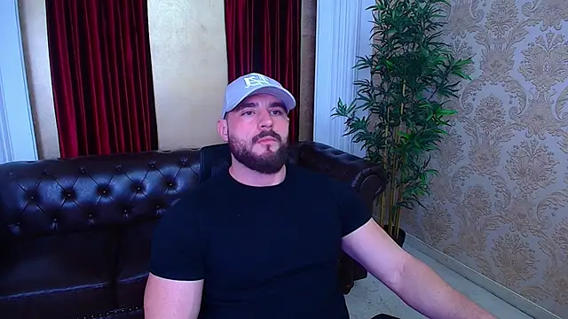 Snapshot of AdamJamesonn chatting on November 12, 2025, 5:33 am AdamJamesonn online show from November 12, 2025, 5:33 am