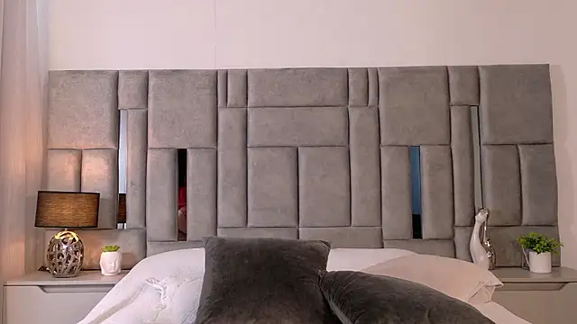 Karla Hudsson online show from January 7, 2026, 2:00 pm