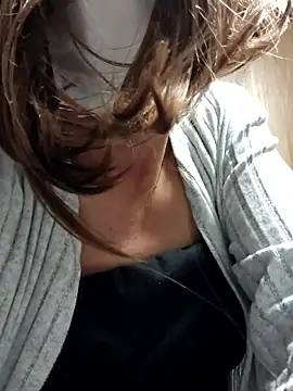 Snapshot of Risa0930hinata chatting on December 21, 2025, 11:34 am Risa0930hinata online show from December 21, 2025, 11:34 am