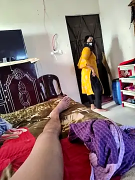 Snapshot of Horny_Desi_Girl chatting on February 23, 2025, 3:45 am Horny Desi Girl online show from February 23, 2025, 3:45 am