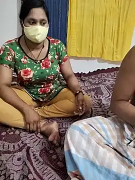 Snapshot of Horny_Desi_Girl chatting on February 1, 2025, 7:34 pm Horny Desi Girl online show from February 1, 2025, 7:34 pm