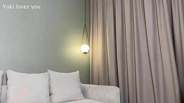 Snapshot of PurpleAsians chatting on December 19, 2025, 7:49 pm PurpleAsians online show from December 19, 2025, 7:49 pm