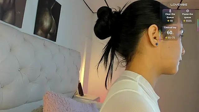 kathy bakerr online show from October 8, 2025, 1:34 pm