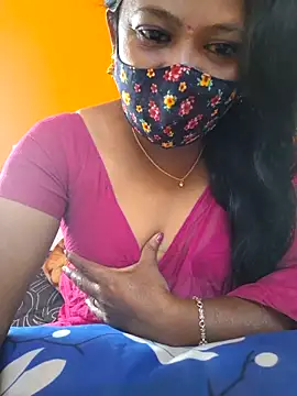 Snapshot of kanikasree chatting on March 11, 2026, 3:33 am kanikasree online show from March 11, 2026, 3:33 am