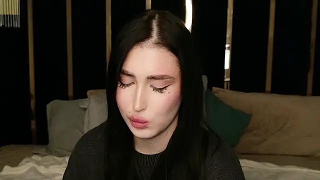 Snapshot of EmmaLawrens chatting on September 28, 2025, 4:30 am EmmaLawrens online show from September 28, 2025, 4:30 am