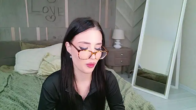 Snapshot of EmmaLawrens chatting on February 23, 2025, 2:14 pm EmmaLawrens online show from February 23, 2025, 2:14 pm