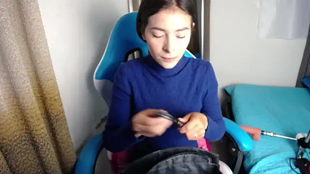 Aleska Miami online show from October 27, 2025, 2:07 pm