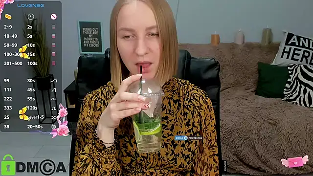 BeautyBlondy online show from May 28, 2026, 12:33 pm