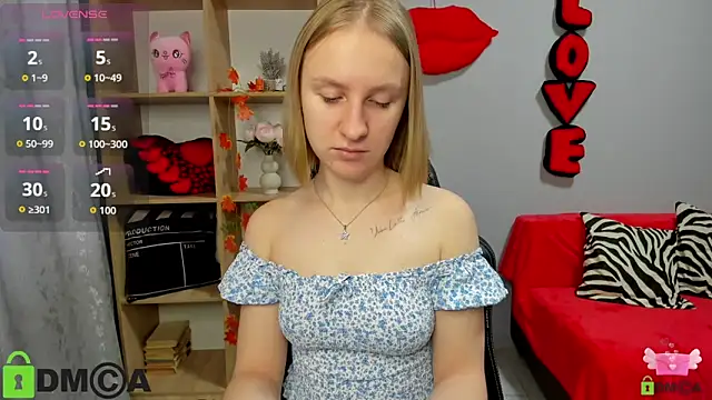 BeautyBlondy online show from November 16, 2025, 12:54 pm