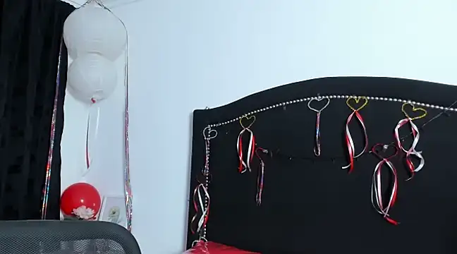 Cleo Hott online show from February 20, 2025, 9:22 am